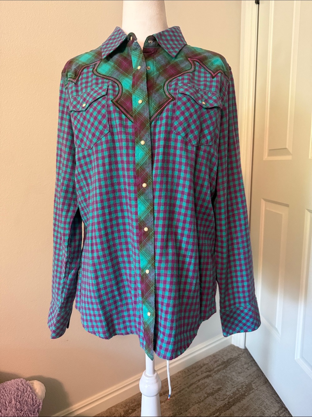 Ryan Michael Plaid Western pearl Snap-Down  Shirt in Teal & Purple tailored